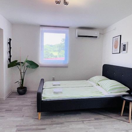 Apartman Castle Tusilovic Экстерьер фото