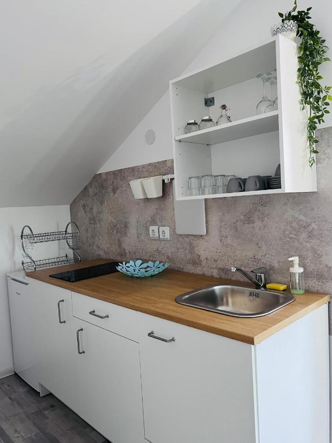 Apartman Castle Tusilovic Экстерьер фото