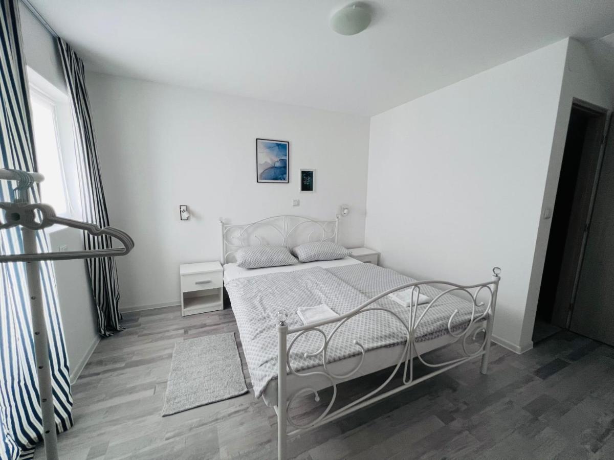 Apartman Castle Tusilovic Экстерьер фото