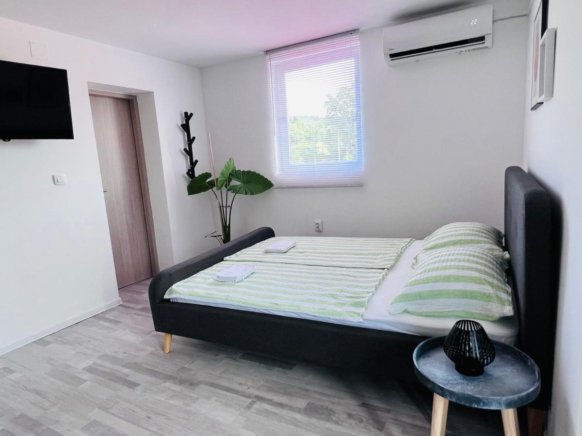 Apartman Castle Tusilovic Экстерьер фото